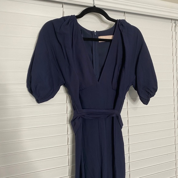 KEEPSAKE the Label Luminous Belted Navy Jumpsuit - Picture 5 of 13